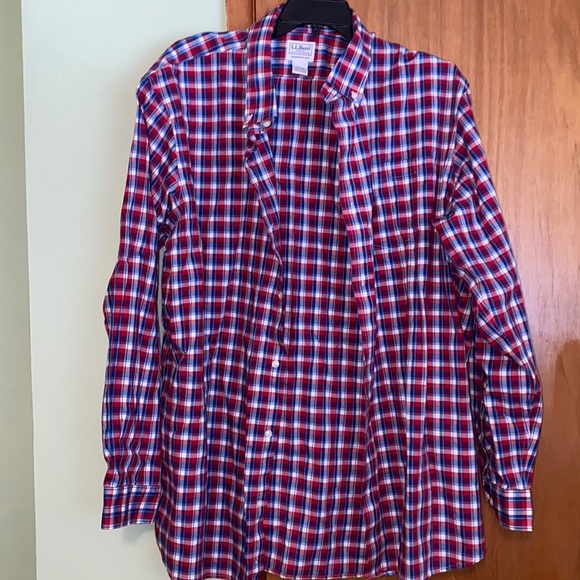 L.L Bean button up - Picture 1 of 5